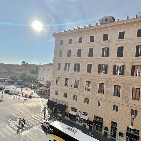 Centro Solferino Pensión *